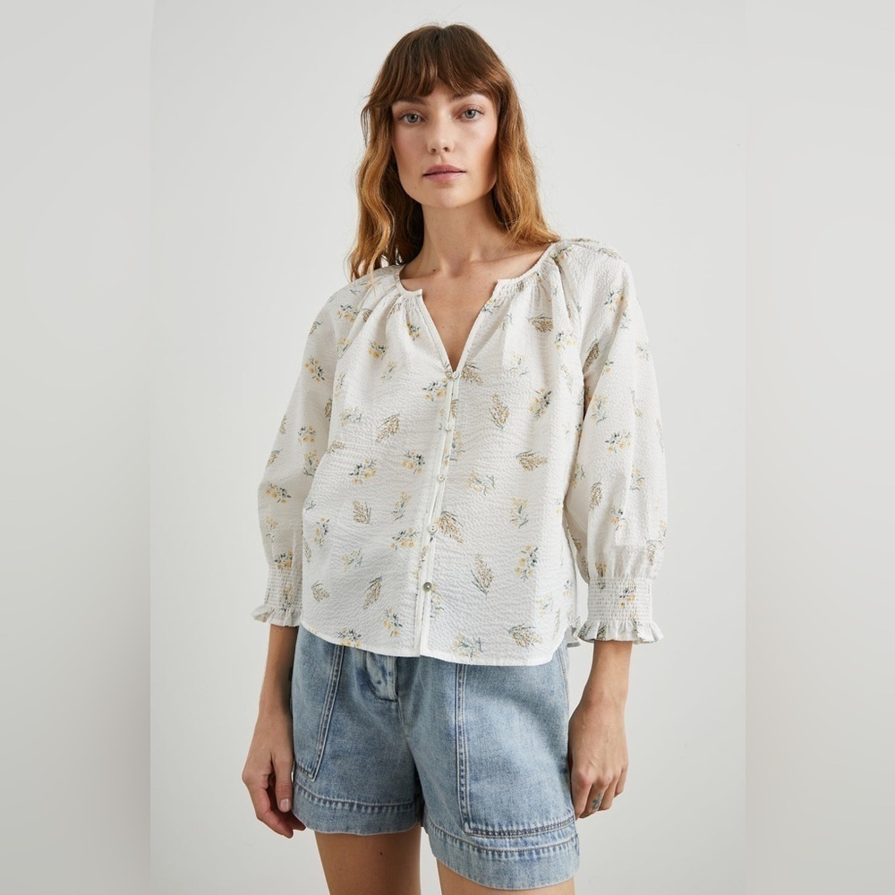 Rails Size Medium Mariah Top Amaryllis White Floral Cotton Blouse